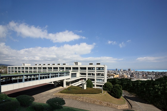 須磨学園高等学校の画像