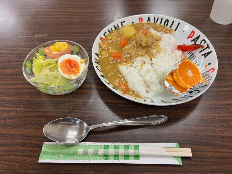 なぎさこども食堂カレーライス